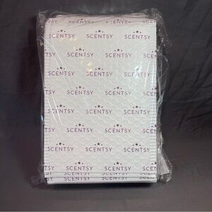 New Scentsy Bubble Mailer pkg of 25